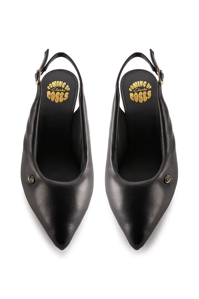 Δερμάτινες γόβες Clarks Originals CUR Sling 1 26180966 μαύρο