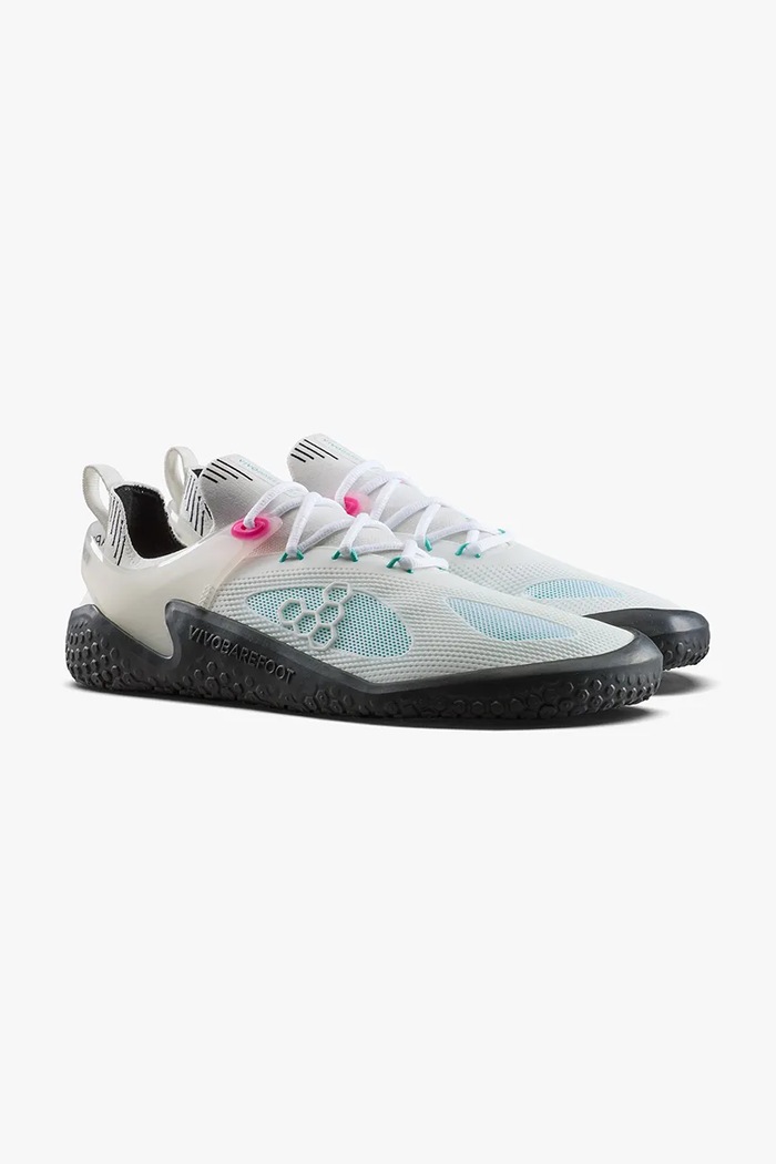 Superge za trening Vivobarefoot Motus Strength 209490 bela AW25