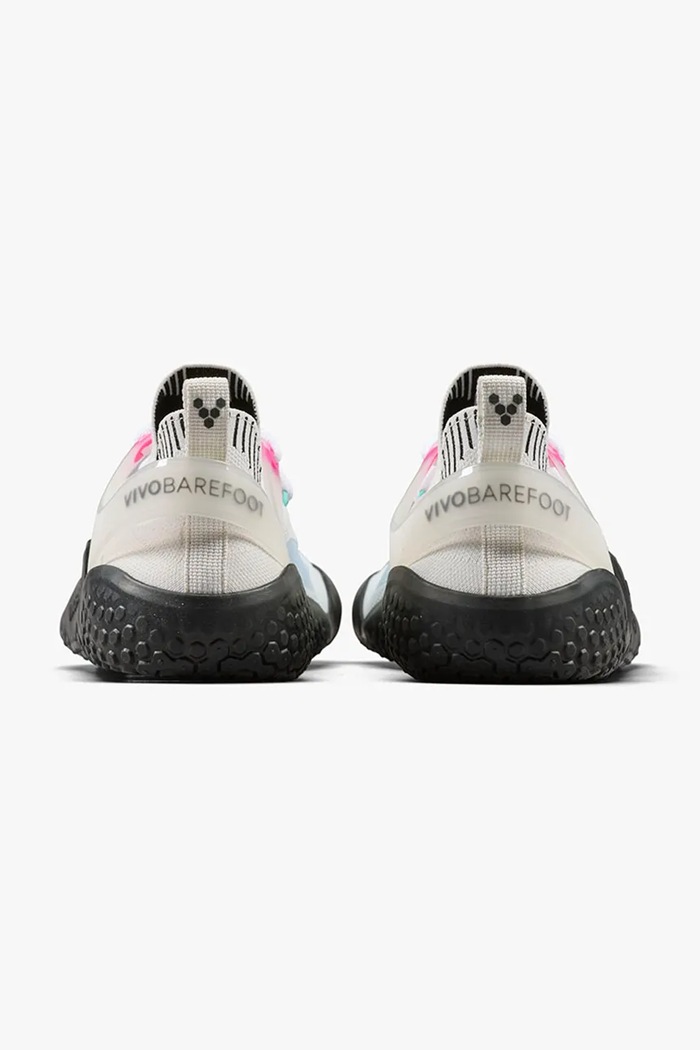 Obutev Superge za trening Vivobarefoot Motus Strength 209490 bela