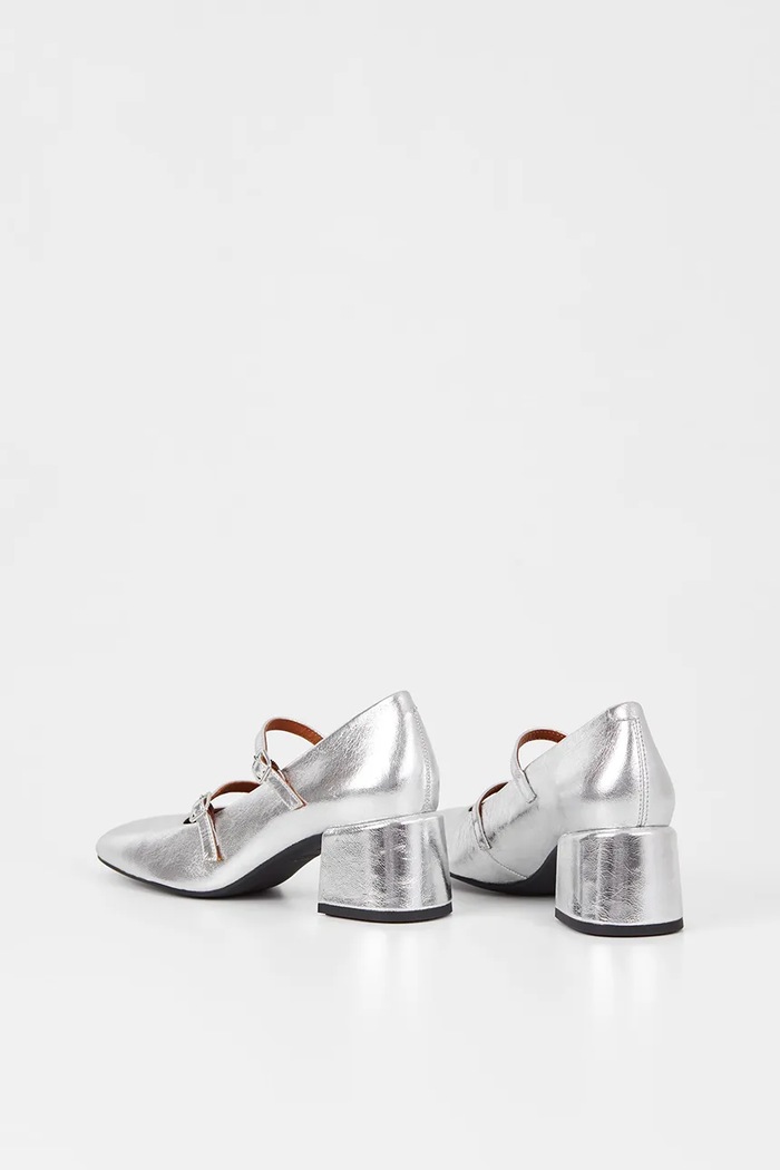 Obuwie Vagabond Shoemakers Czółenka skórzane ADISON 5739.183.79 srebrny