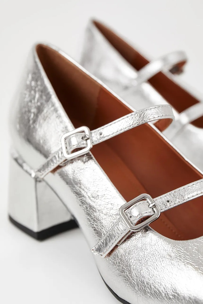 Czółenka skórzane ADISON Vagabond Shoemakers 5739.183.79 srebrny