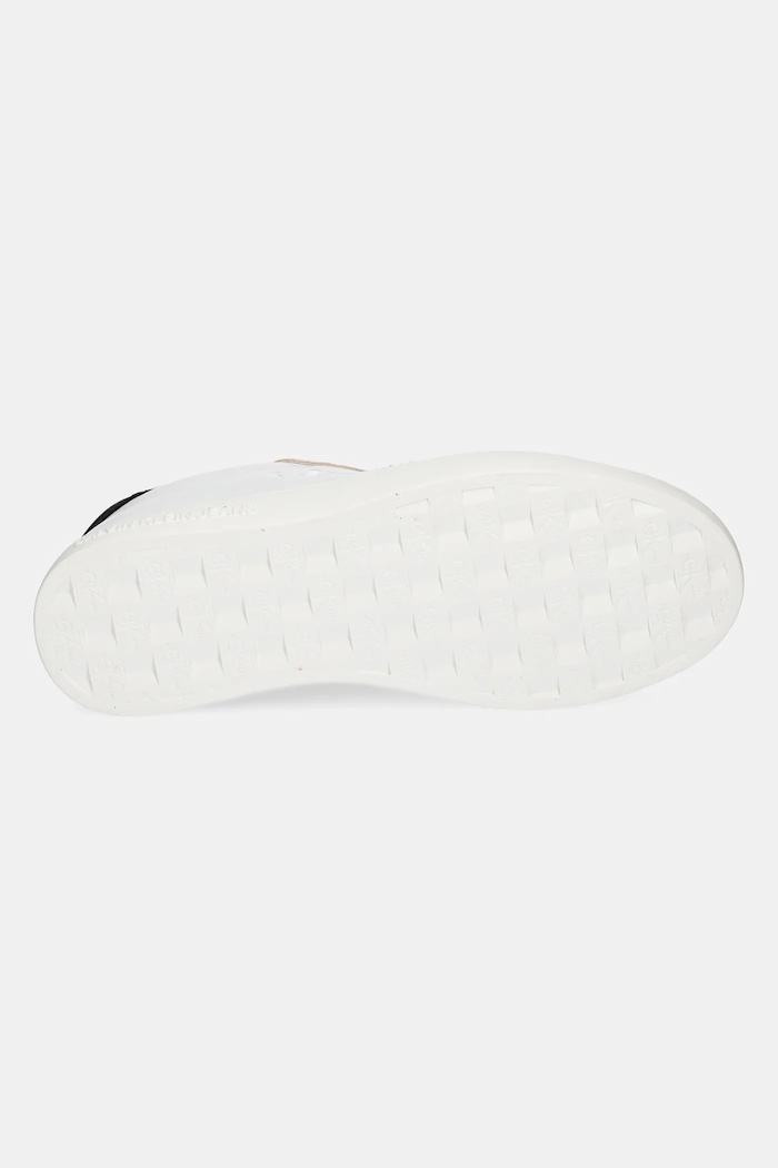 Kožené sneakers boty Calvin Klein Jeans CLASSIC CUPSOLE LOW YM0YM01272 bílá
