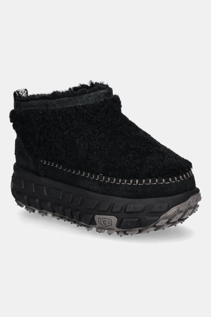 UGG cizme de zapada din piele intoarsa Venture Daze Ultra Mini Cozy Boot izolat negru 1161790.BLK