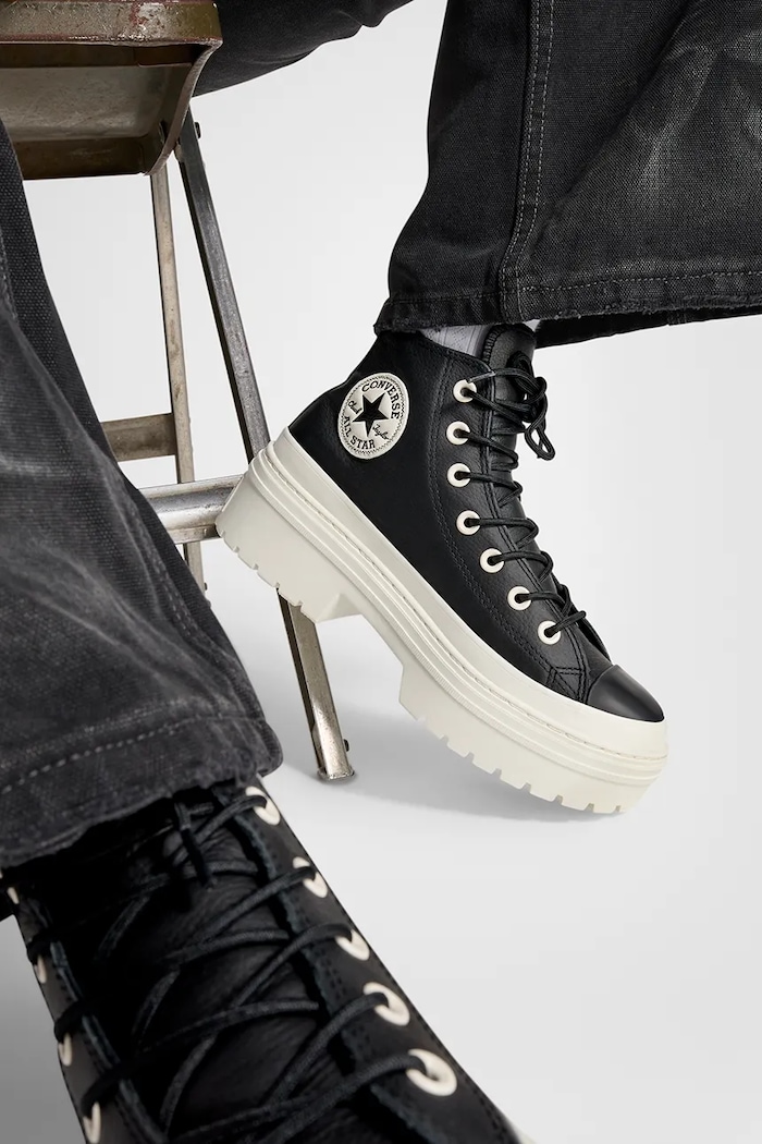 Δερμάτινα ελαφριά παπούτσια Converse Chuck Taylor All Star Lugged Heel A12328C