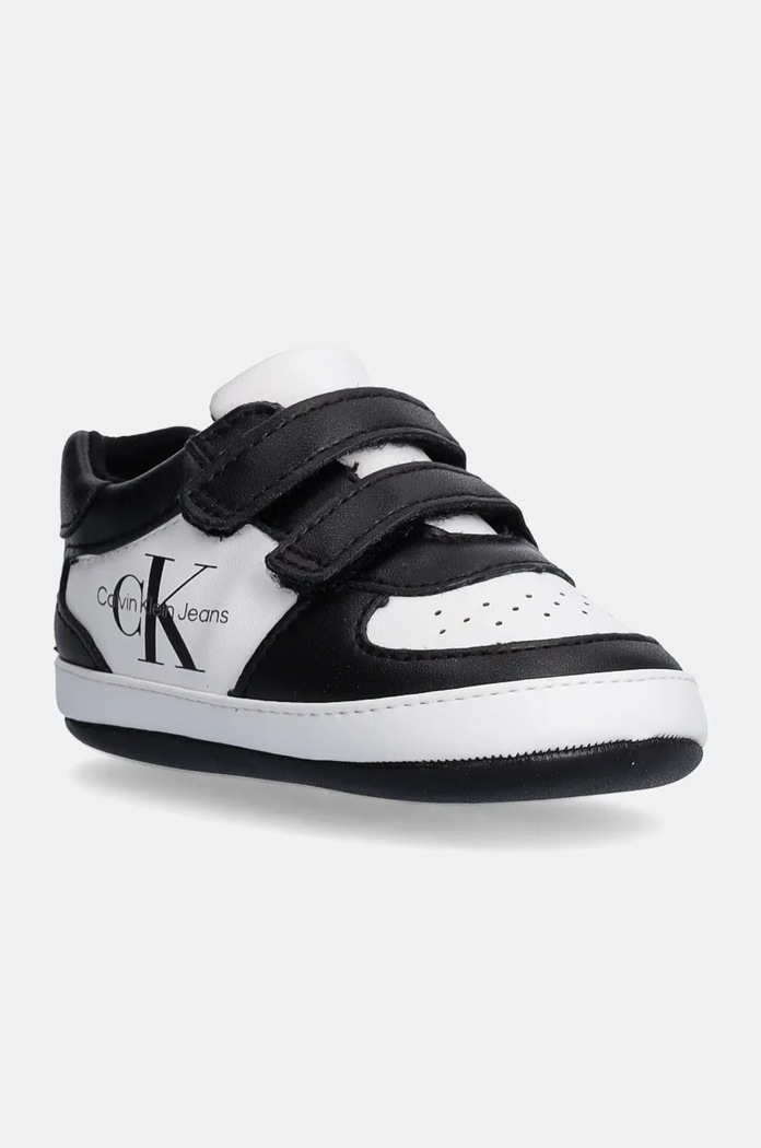 Βρεφικά παπούτσια Calvin Klein Jeans χωρίς μόνωση μαύρο V0B9.81040.