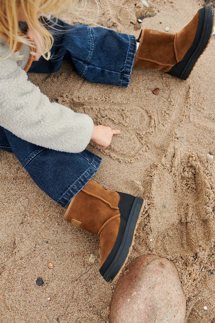 Μπότες χιονιού σουέτ για παιδιά Liewood Mattie Suede Boot χωρίς φερμουάρ καφέ LW19227