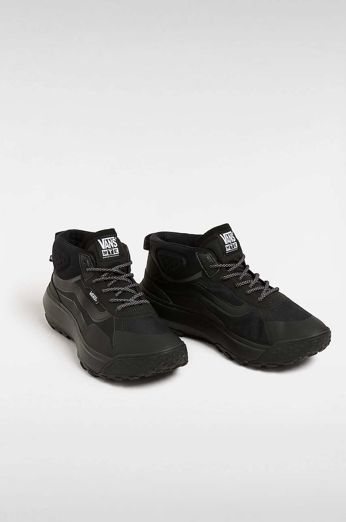 Sneakers Vans MTE Crosspath Mid VN000CVVBKA1 μαύρο AW24