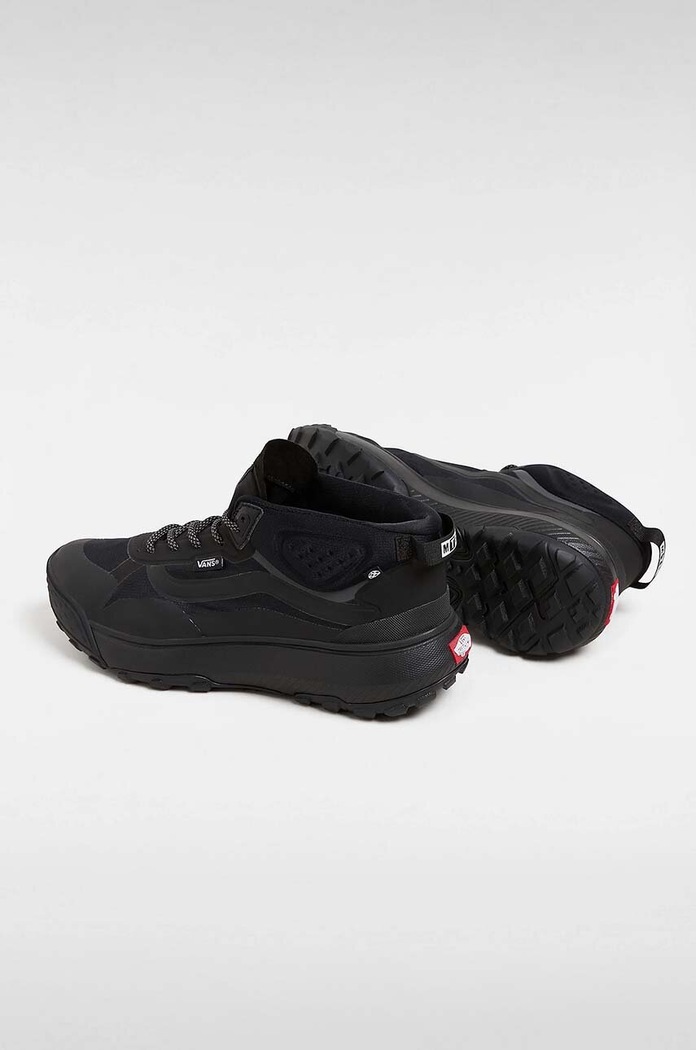 Sneakers Vans MTE Crosspath Mid μαύρο VN000CVVBKA1