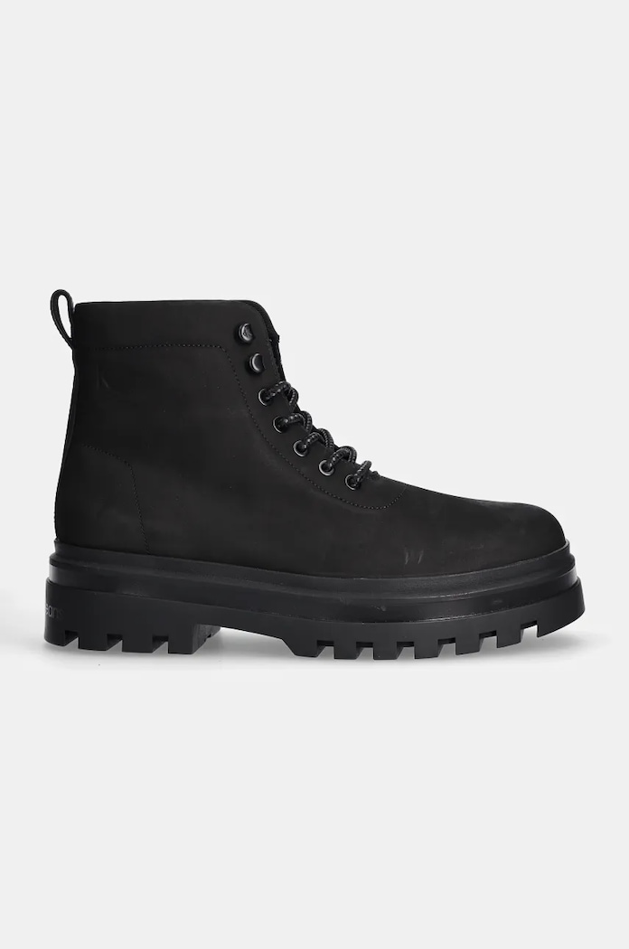 Nubukové topánky Calvin Klein Jeans LUGGED LACEUP BOOT OXF HIKING NB YM0YM01076 čierna NC24