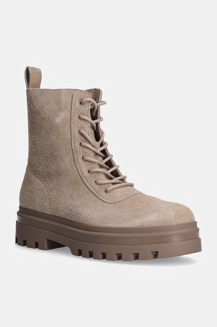 Calvin Klein Jeans trapery zamszowe LUGGED LACE ZIP BOOT OXF HR SU nieocieplane beżowy YM0YM01068