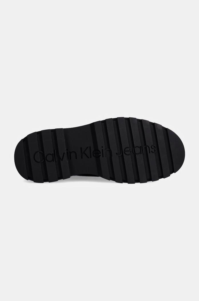 Piščančki iz semiša Calvin Klein Jeans LUGGED LACE ZIP BOOT OXF HR SU YM0YM01068 črna