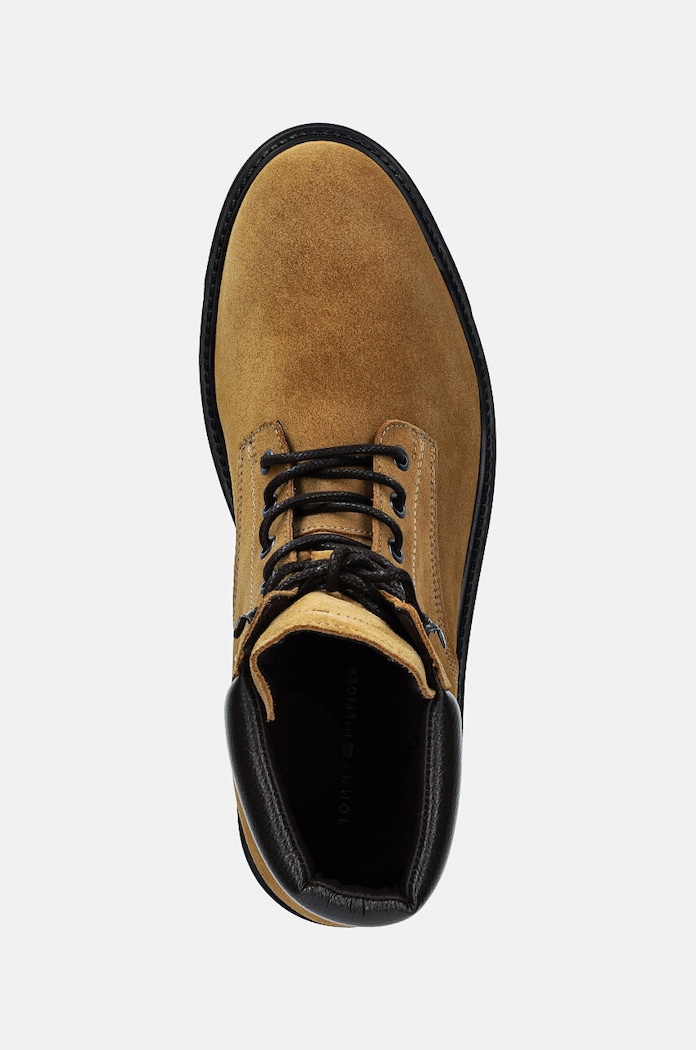 Велурени боти Tommy Hilfiger HILFIGER OUTDOOR SUEDE BOOT кафяв FM0FM05193