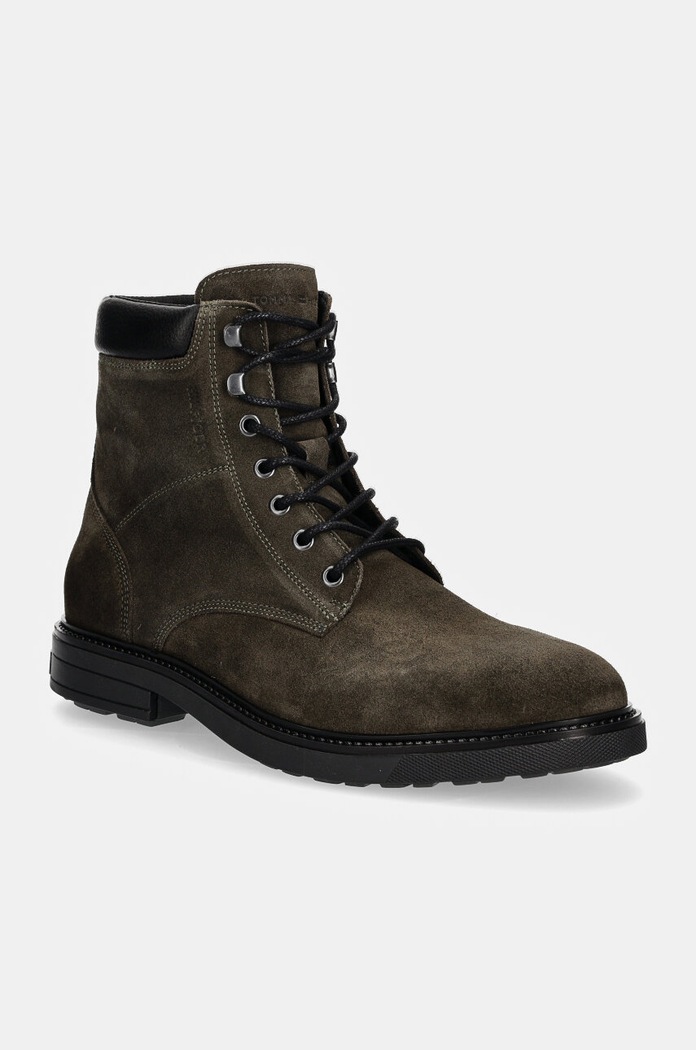 Tommy Hilfiger trzewiki zamszowe HILFIGER OUTDOOR SUEDE BOOT skóra zamszowa zielony FM0FM05193