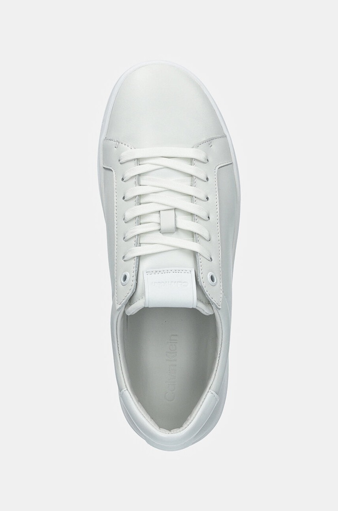 Δερμάτινα sneakers Calvin Klein LOW TOP LACE UP λευκό HM0HM01546