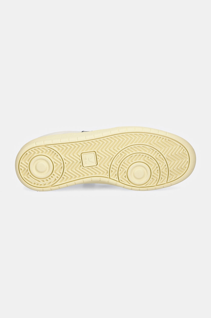 Veja sneakersy skórzane V-90 VD2003656B biały