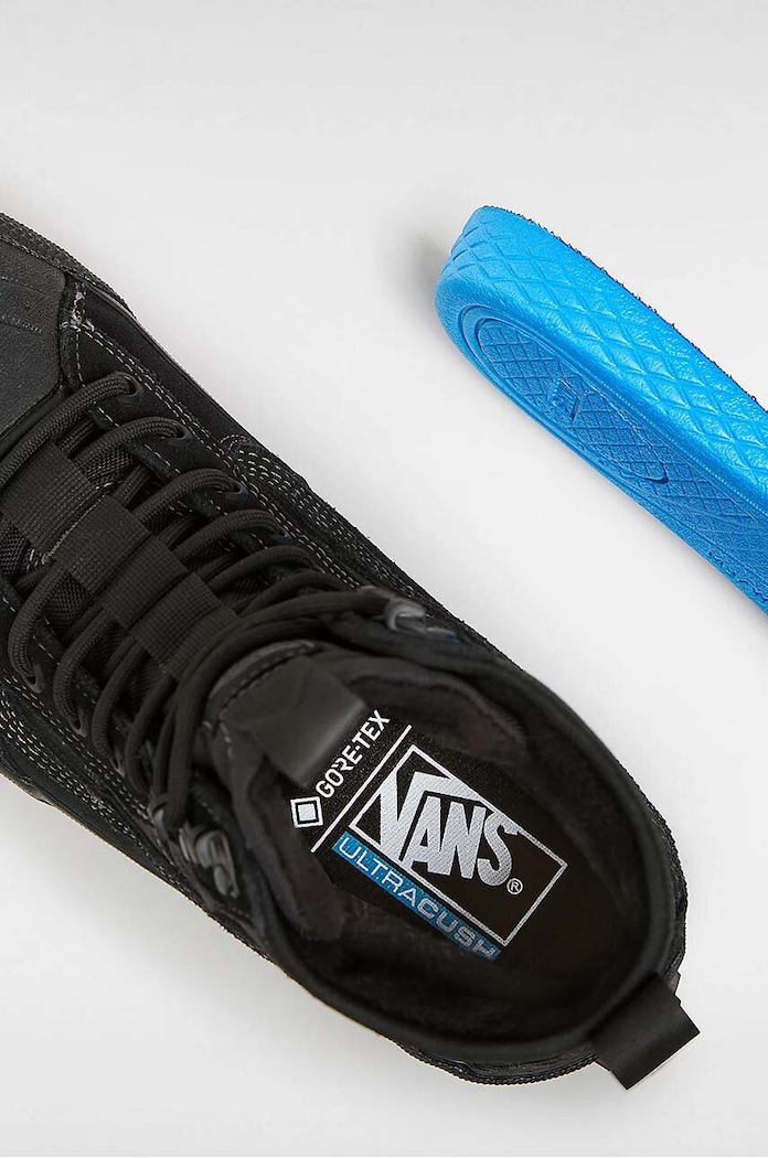 Kecky Vans MTE Sk8-Hi GORE-TEX VN000CVS1OJ1 černá