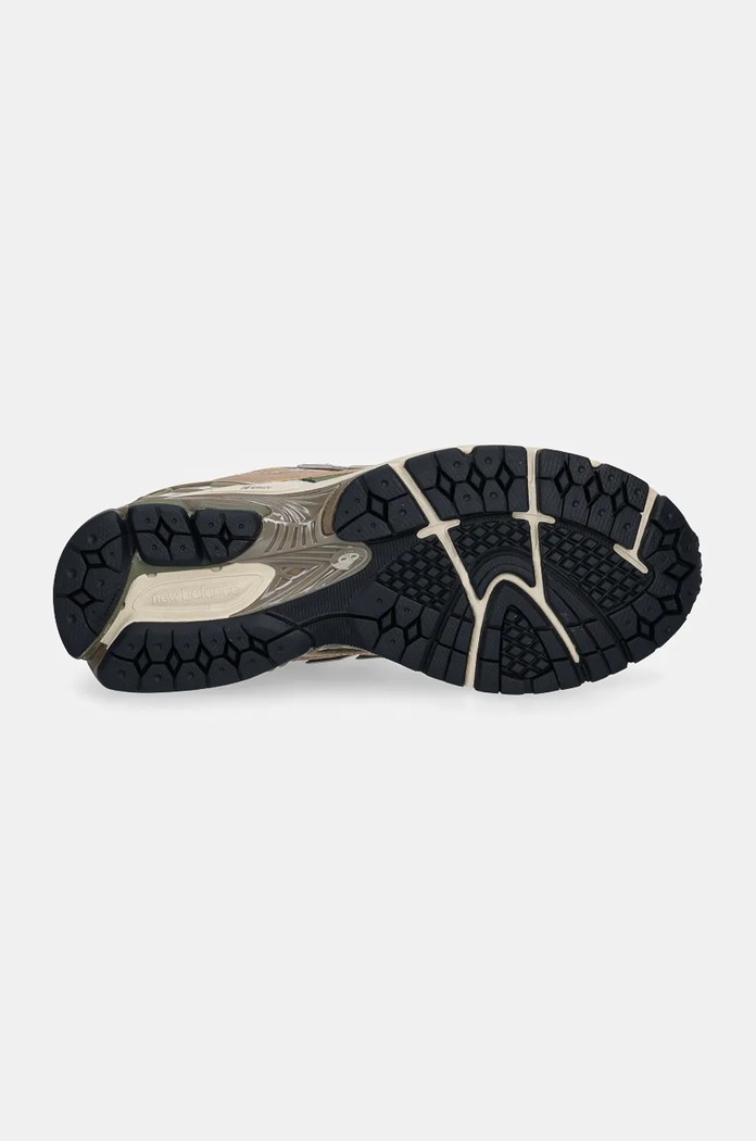 New Balance 1906U Linen Dark Olivine M1906NE beige