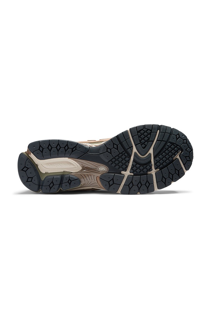New Balance 1906U Linen Dark Olivine M1906NE