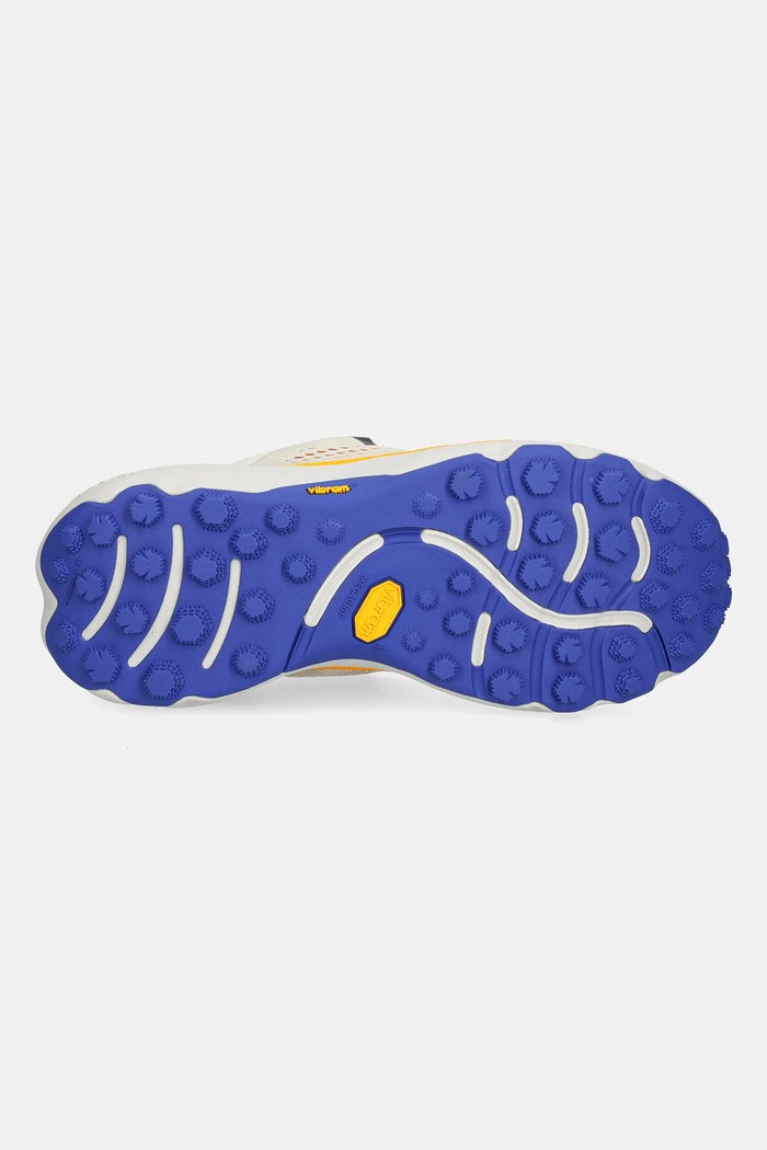Topánky Under Armour Infinite Pro Trail 3027202 béžová