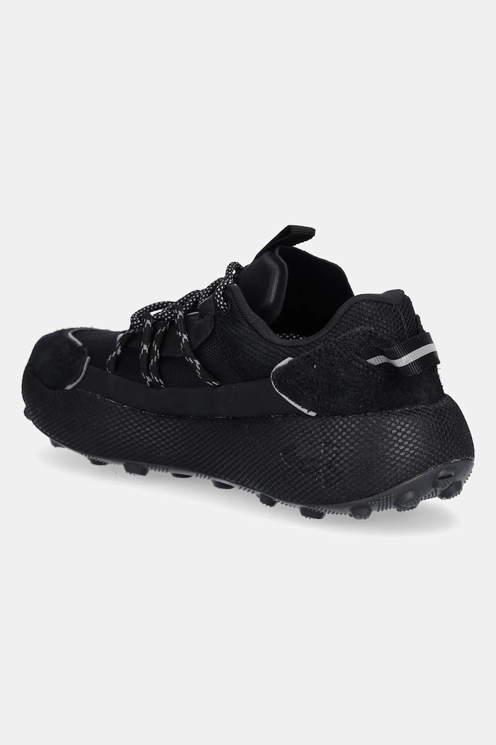 Взуття Кросівки для тренувань Under Armour Fat Tire Venture Pro 3028160 чорний