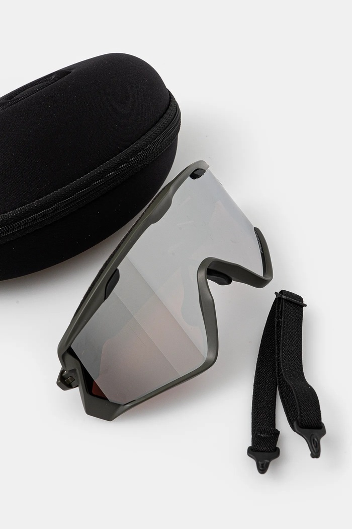 Slnečné okuliare Oakley Wind Jacket 2.0 fialová OO9418