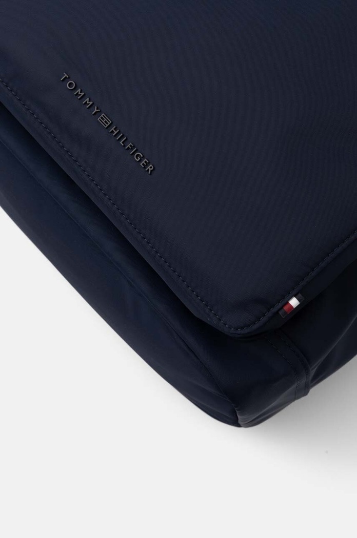 Batoh Tommy Hilfiger námořnická modř AM0AM12684