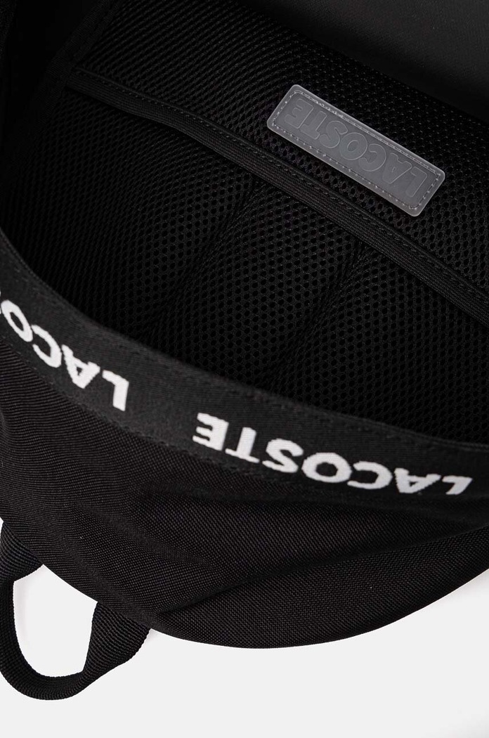 Ruksak Lacoste NU4685NZ čierna