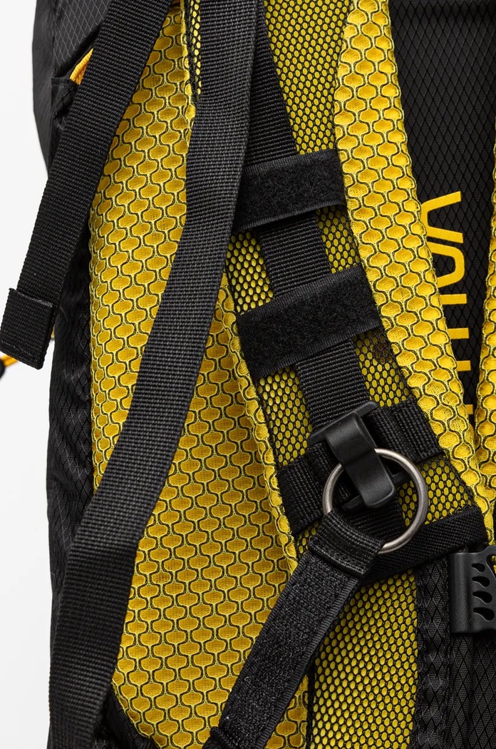 Batoh LA Sportiva Moonlite černá ZESP009