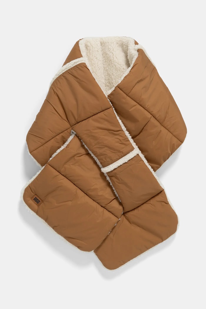 UGG fular 101015 maro AW24