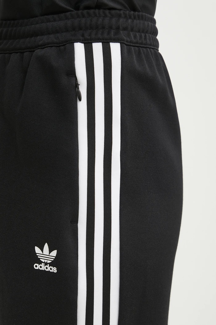 Пола adidas Originals Adicolor Classic 3S Skirt черен IW8461