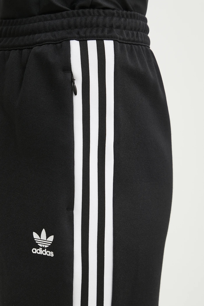 Пола adidas Originals Adicolor Classic 3S Skirt черен IW8461