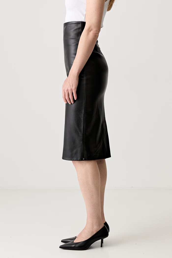 Sportmax spódnica skórzana 2422406033600 czarny AW24