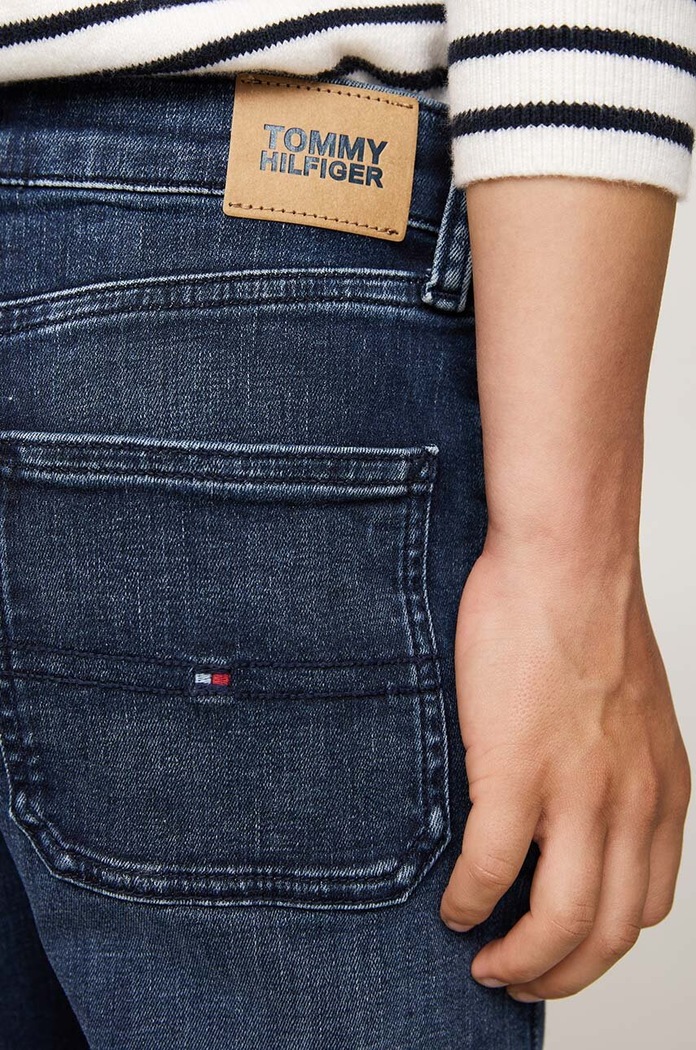 Detské rifle Tommy Hilfiger SKATER tmavomodrá KB0KB09180.9BYH.128.176