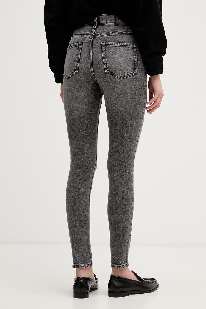 Oblečenie DKNY rifle skinny dámske DJ4B4002 sivá