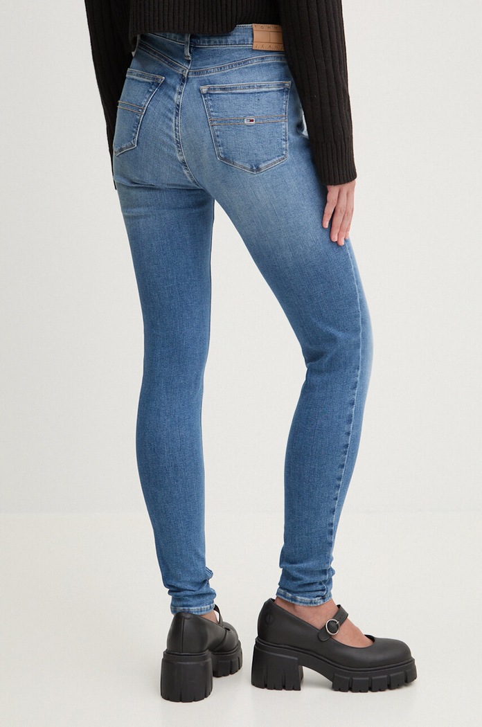 Ruházat Tommy Jeans farmer Nora DW0DW19255 kék