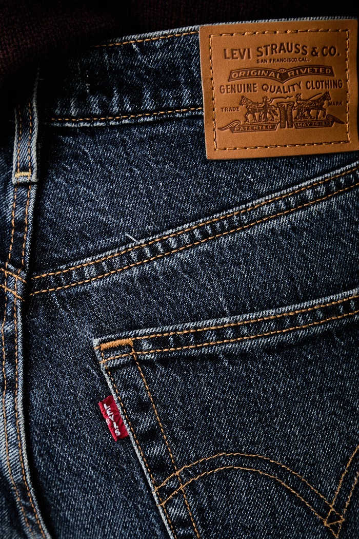 Levi's jeansy straight damskie RIBCAGE FULL LENGTH niebieski 79078