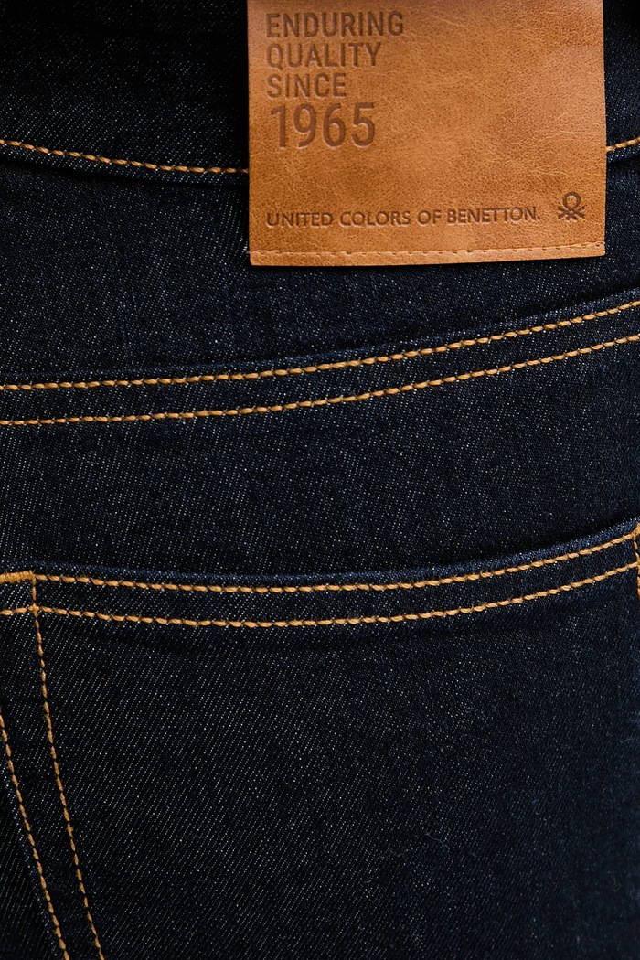 Kavbojke United Colors of Benetton modra 4OTADE00F