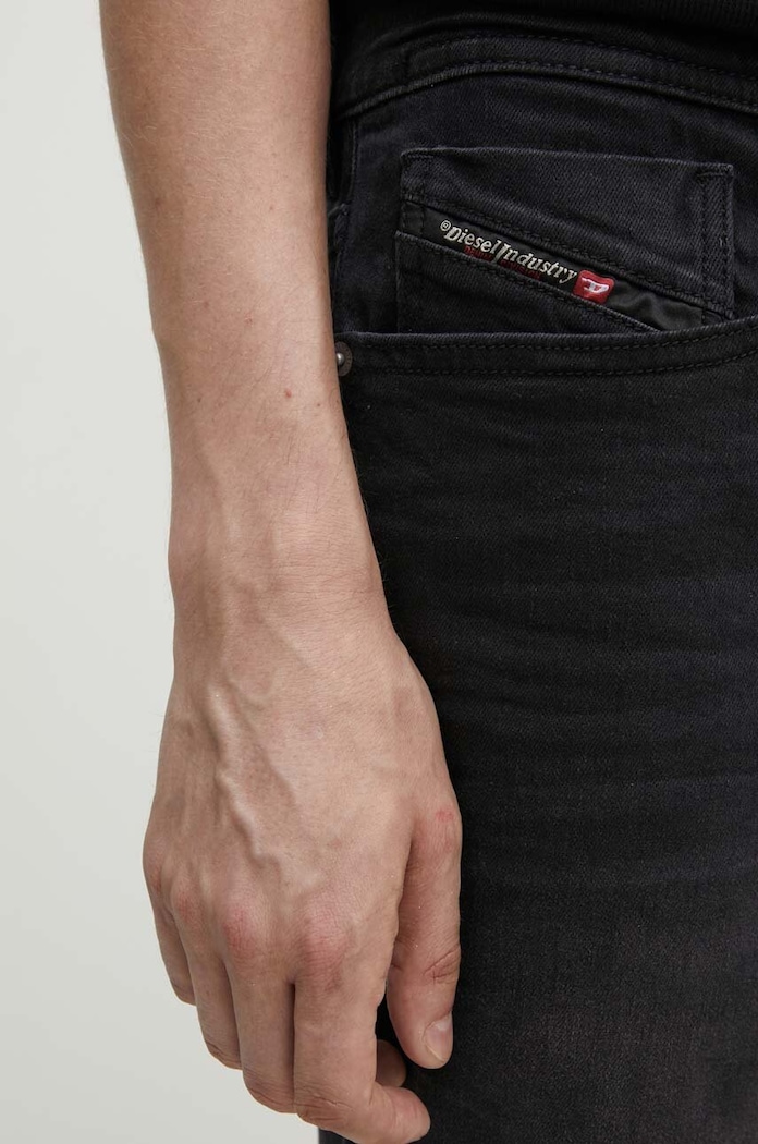 Diesel jeansy 2023 D-FINITIVE L.34 PANTALONI szary A10231.0KIAJ