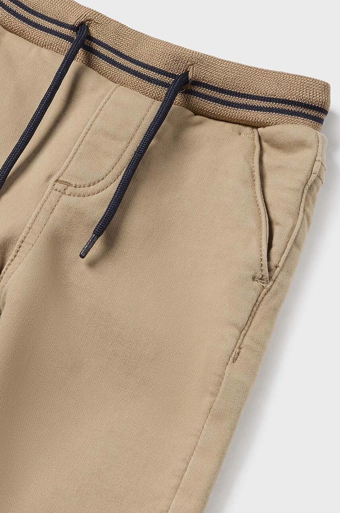 CHLAPEC Kojenecké kalhoty Mayoral jogger serża soft 2536.3E.Baby.9BYH béžová