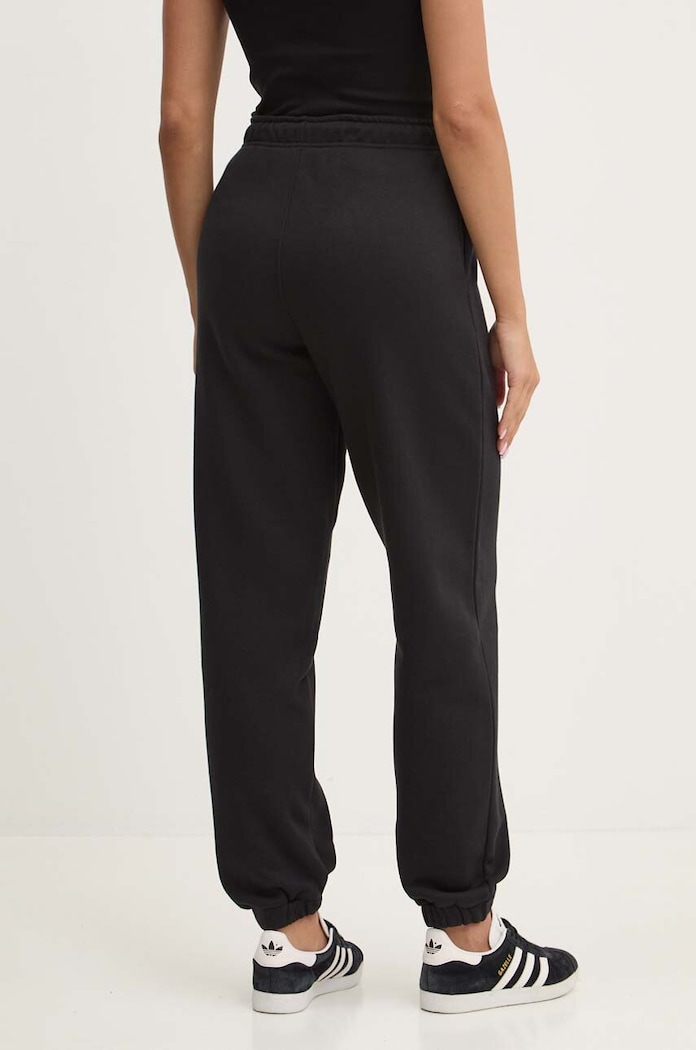 Дрехи Спортен панталон Guess Jeans W4YB33.KC811 черен