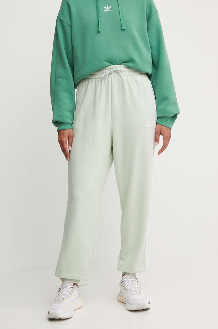 adidas spodnie dresowe bawełniane Essentials wzorzyste zielony IY4236