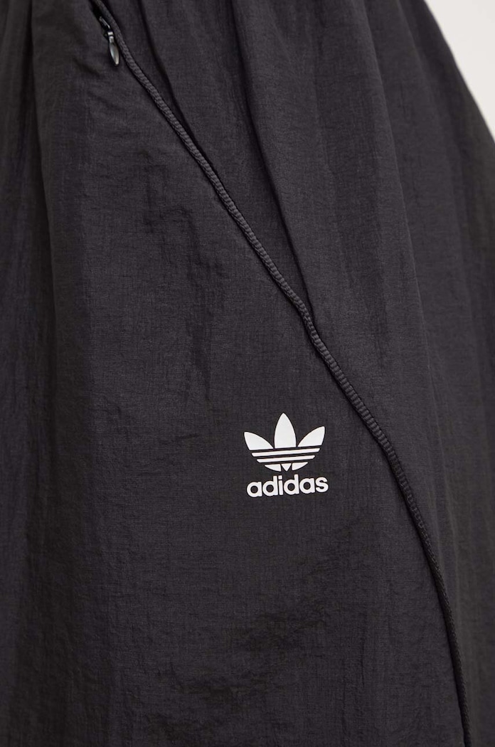 Hlače adidas Originals crna IW5487