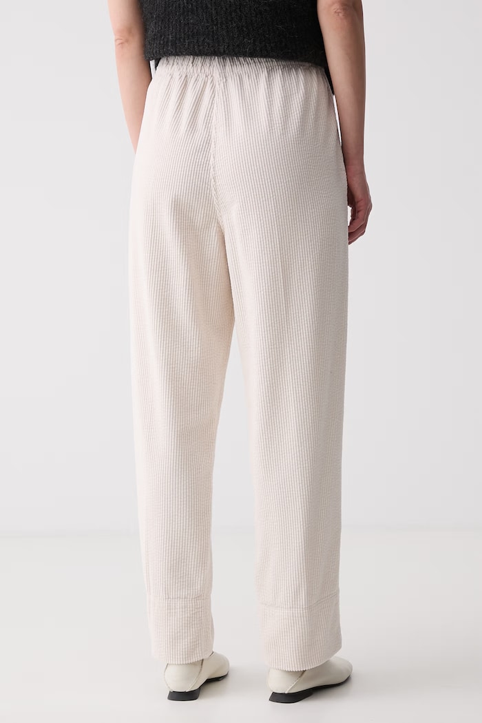 Îmbrăcăminte American Vintage pantaloni pentru femei din catifea reiată PADO137H24 bej
