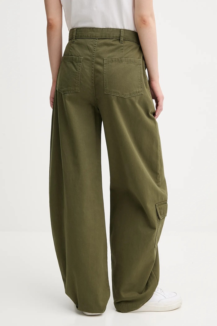 Oblačila Bombažne hlače Alpha Industries Field Pant 148021 zelena