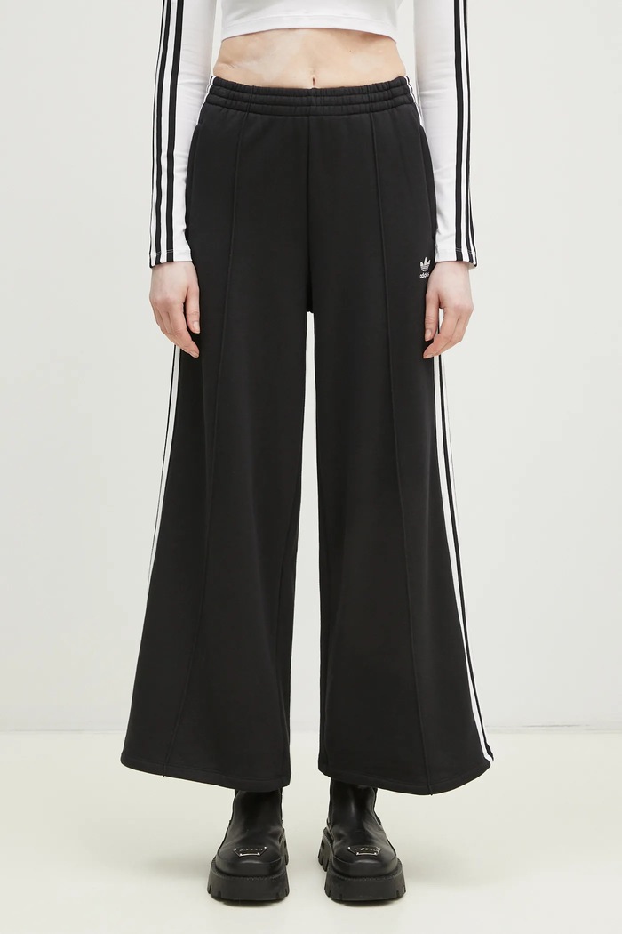 adidas Originals Спортен панталон adidas Originals Adicolor черен IY7255