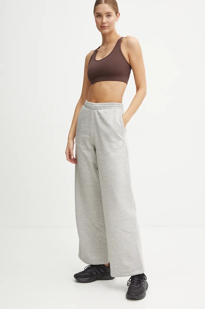 Tepláky adidas Originals Femme Galore Wideleg Fleece Pants melanž sivá JN3028
