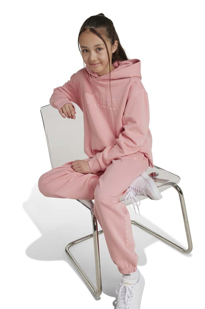 Dětské tepláky adidas J SZN GFX PANT IV7111