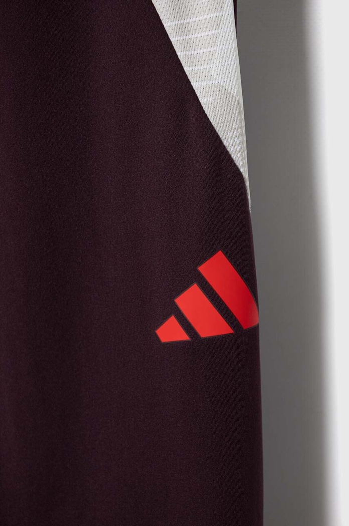 Chłopiec adidas Performance spodnie dresowe dziecięce FCB TR PNTY IS9943 bordowy