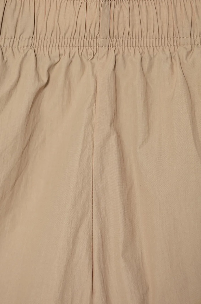 Dětské tepláky adidas Originals CARGO PANTS béžová IX7620