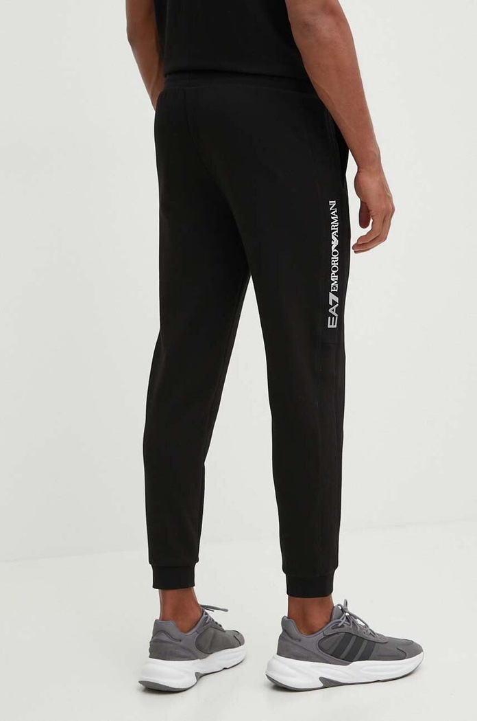 Odzież EA7 Emporio Armani spodnie dresowe bawełniane PJOGZ.6DPP57.1200 czarny